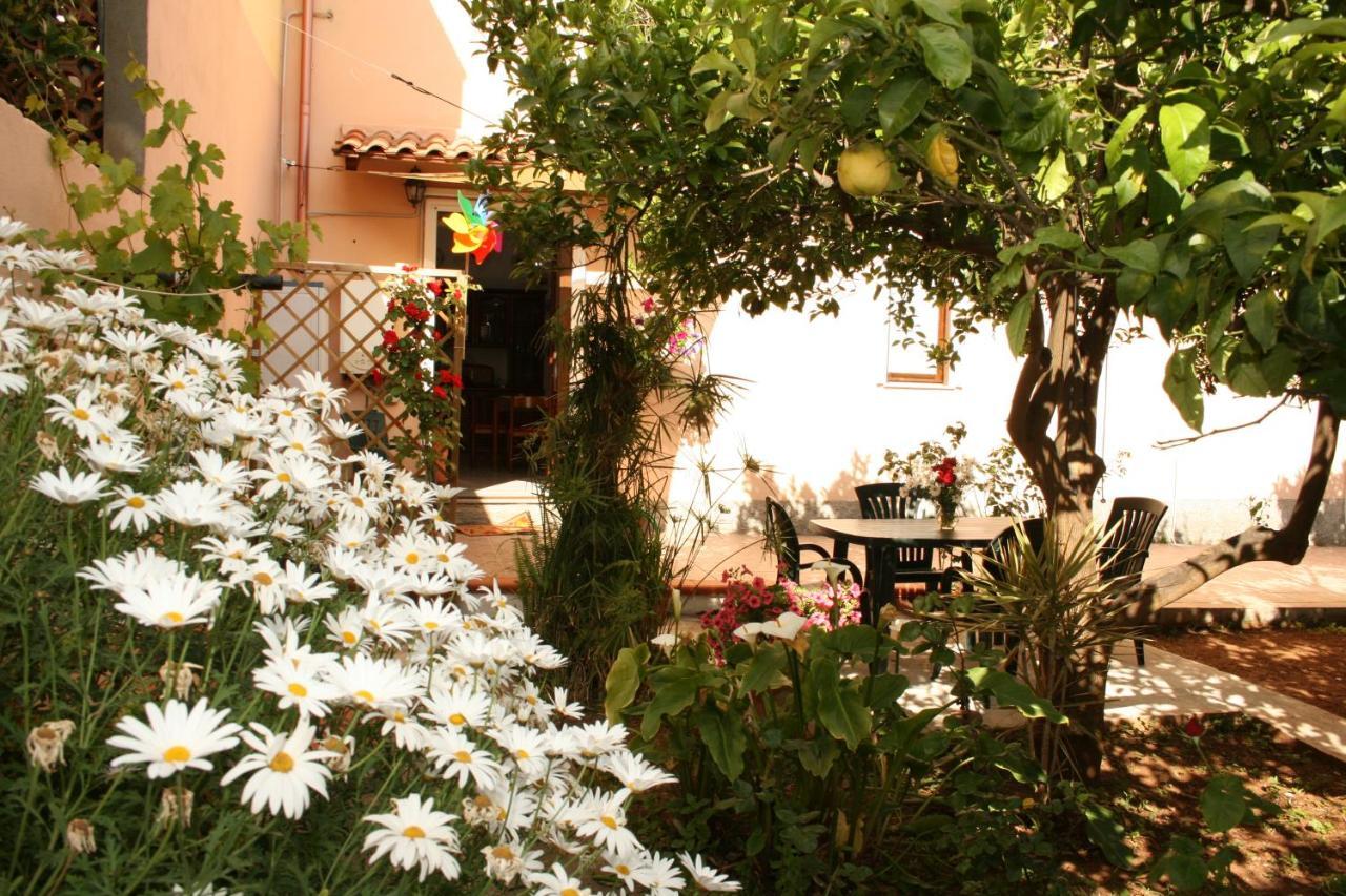 La Casa Dei Nonni Villa Iglesias Exterior photo